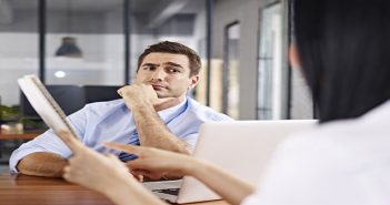 Başarılı Kişilerin Beden Dili Alışkanlıkları